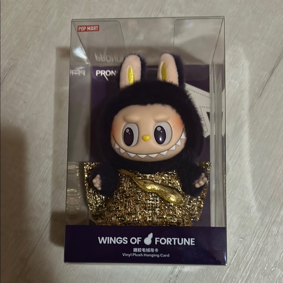 Pop Mart Wings of Fortune Vinyl Plush LAbubu - Picture 5 of 5
